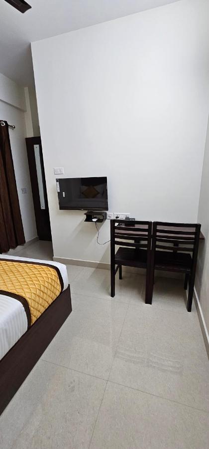 Blueway Residency Downtown Hotel Thiruvananthapuram Eksteriør bilde